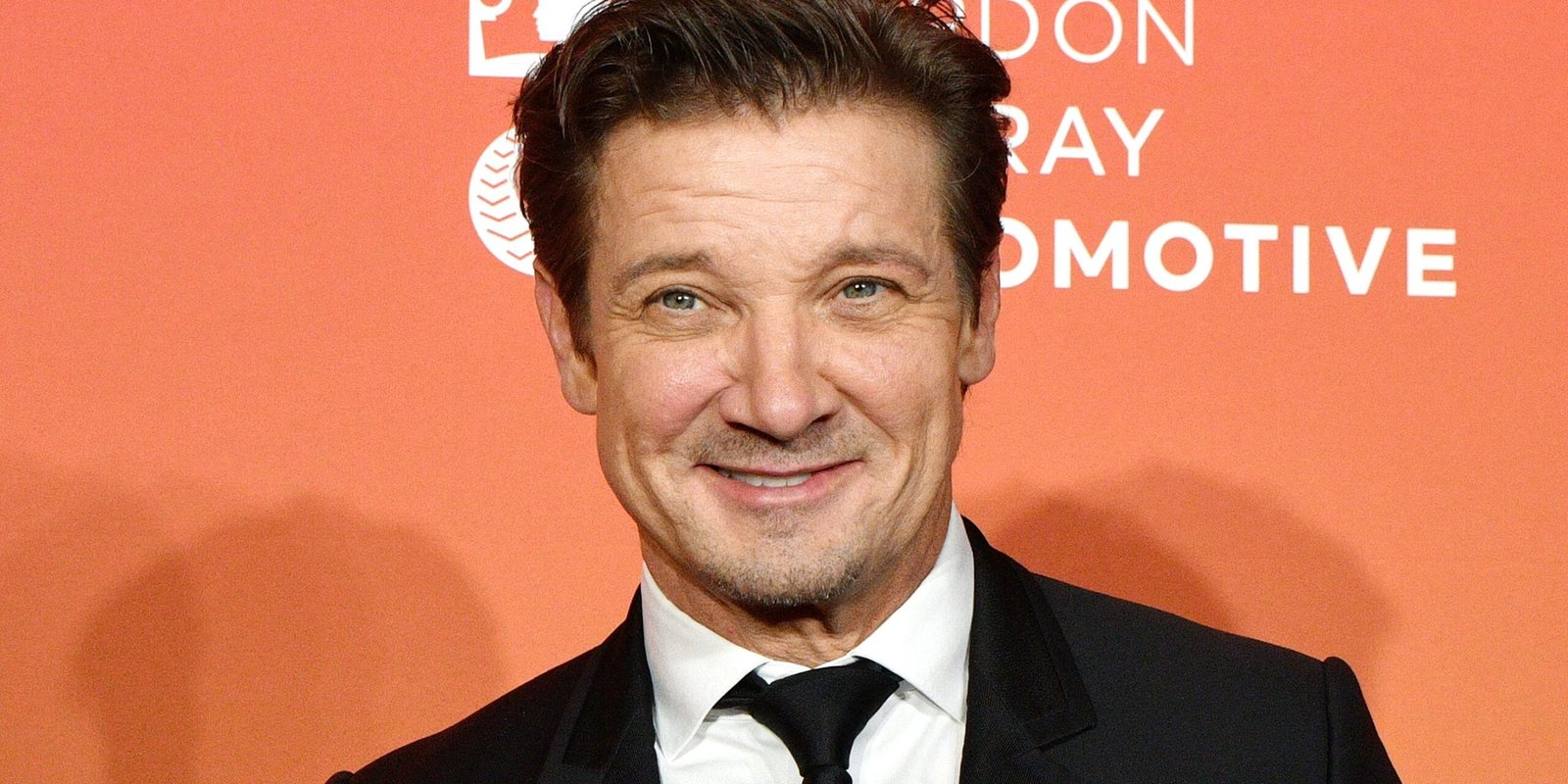 Jeremy Renner’s ‘Rennervations’ Reveals the Actor’s Hands-On, Service-First Side Jeremy Renner’s ‘Rennervations’ Reveals the Actor’s Hands-On, Service-First Side
