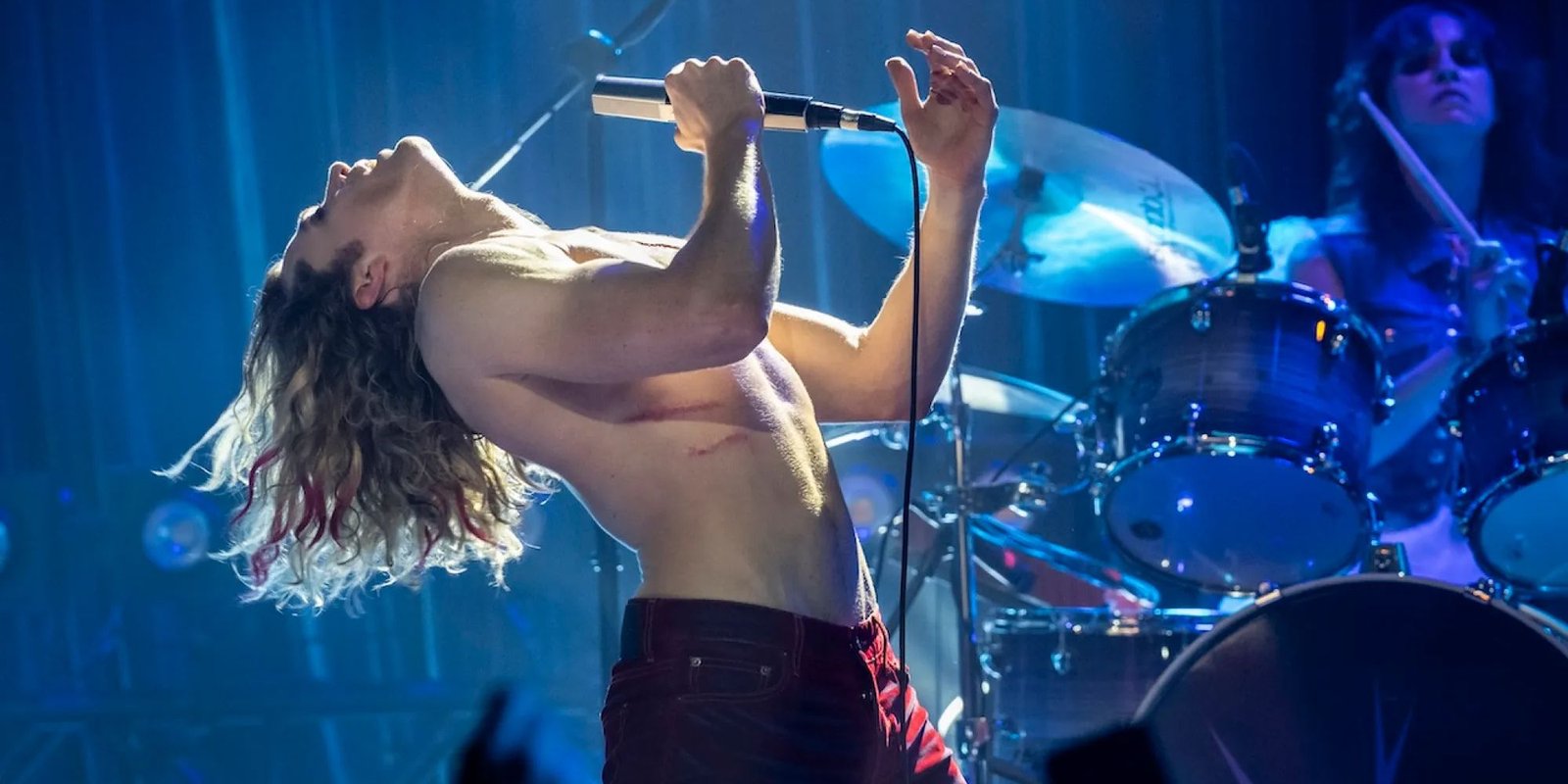 The Vampire Lestat Reinvents Lestat as a Glam-Rock Icon — Hear the Bowie-Tinged Single “Long Face” The Vampire Lestat Reinvents Lestat as a Glam-Rock Icon — Hear the Bowie-Tinged Single “Long Face”