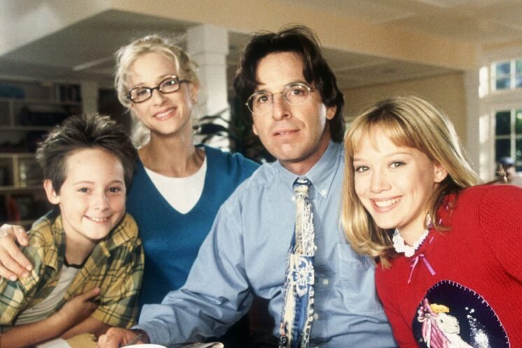 Robert Carradine, Star of Revenge of the Nerds and Lizzie McGuire, Dies at 71