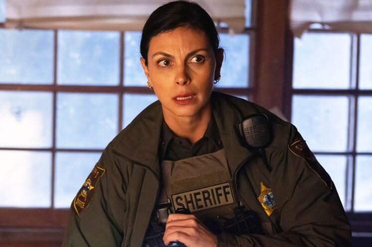 Sheriff Country’s Midseason Return: Exclusive First Look Reveals Edgewater PD Under Siege