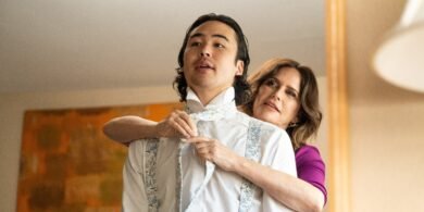 Amy Landecker’s For Worse Gives Rom-Coms a Sharp, Honest Take on Middle‑Age Desire in New Exclusive Clip