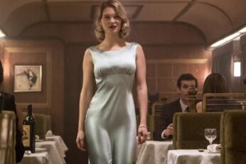 Why Netflix Limited Access to the Controversial Cannes Winner ‘Blue Is the Warmest Color’ Why Netflix Limited Access to the Controversial Cannes Winner ‘Blue Is the Warmest Color’