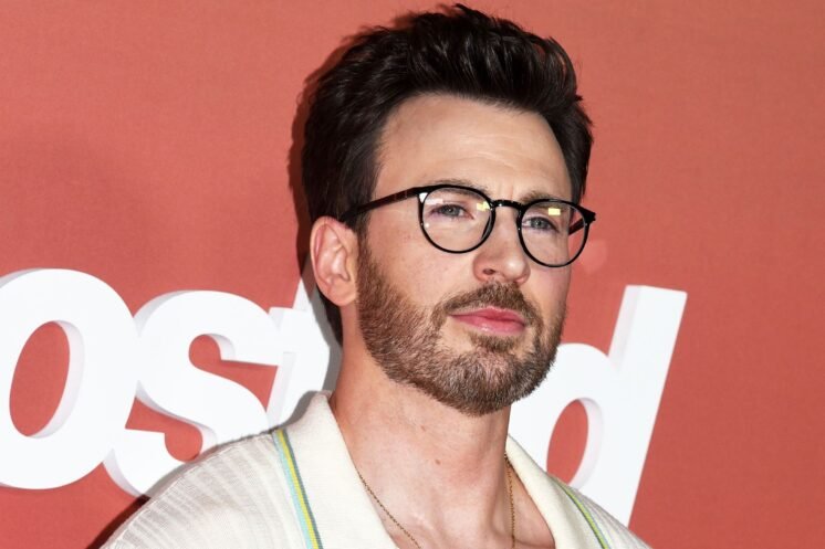 How Chris Evans’ Flopped Indie Honey Don’t! Found New Life on Netflix How Chris Evans’ Flopped Indie Honey Don’t! Found New Life on Netflix