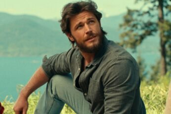 Virgin River’s Season 7 Trailer Raises the Stakes for Mel, Jack and the Whole Town Virgin River’s Season 7 Trailer Raises the Stakes for Mel, Jack and the Whole Town